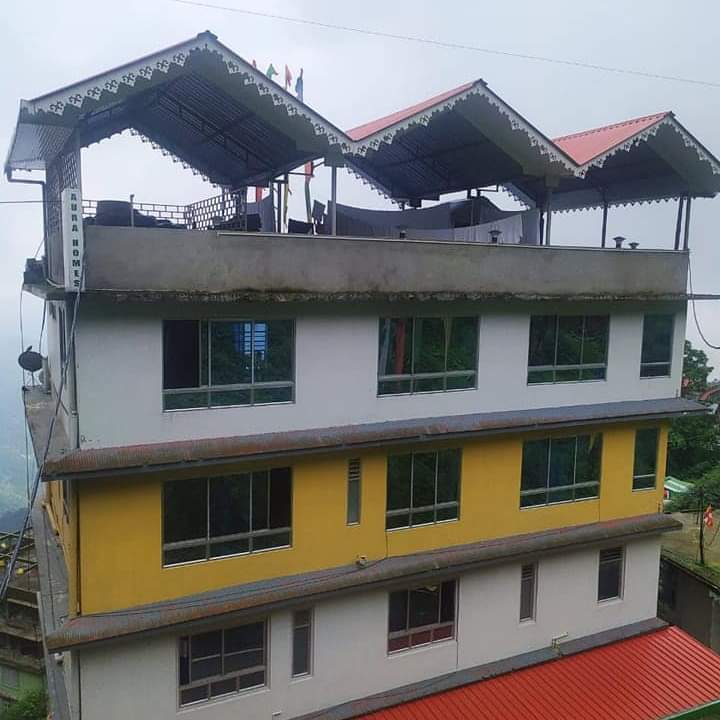 Aura Homes